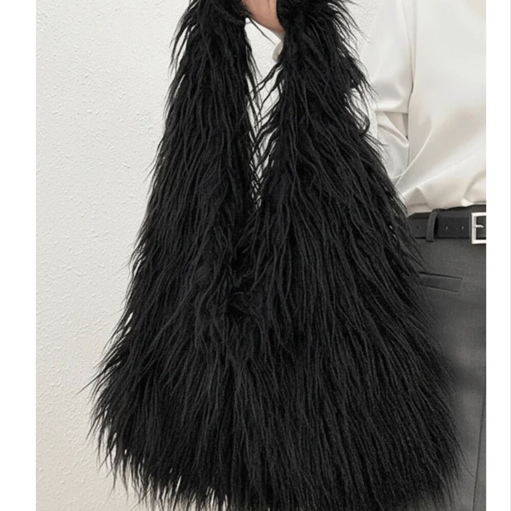 NWT BLACK Ari Faux Fur Hobo Bag – Soft Plush Shoulder Purse with Gold Hardware - Picture 1 of 3